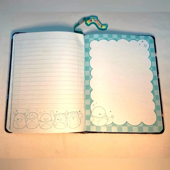 Squishmallow Soft and Fluffy  Note Book - Picture 4 of 6